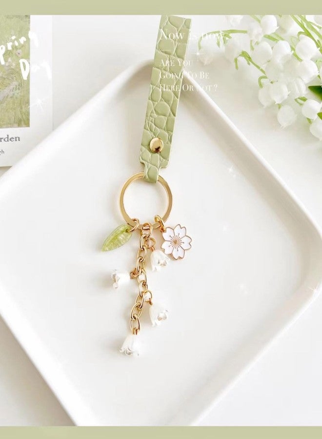 LAEKOU Cute Lily of The Valley Flower Key Chain, Women Keychain for Car Keys, Bag Charms Accessories for Purse Backpack - Image 3